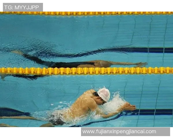 蛙泳技术与体能训练相结合提升速度的综合策略分析